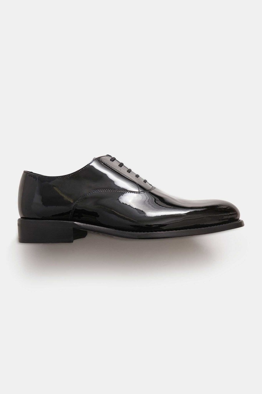 Klader Oscar Jacobson | Oxford Tuxedo Shoes