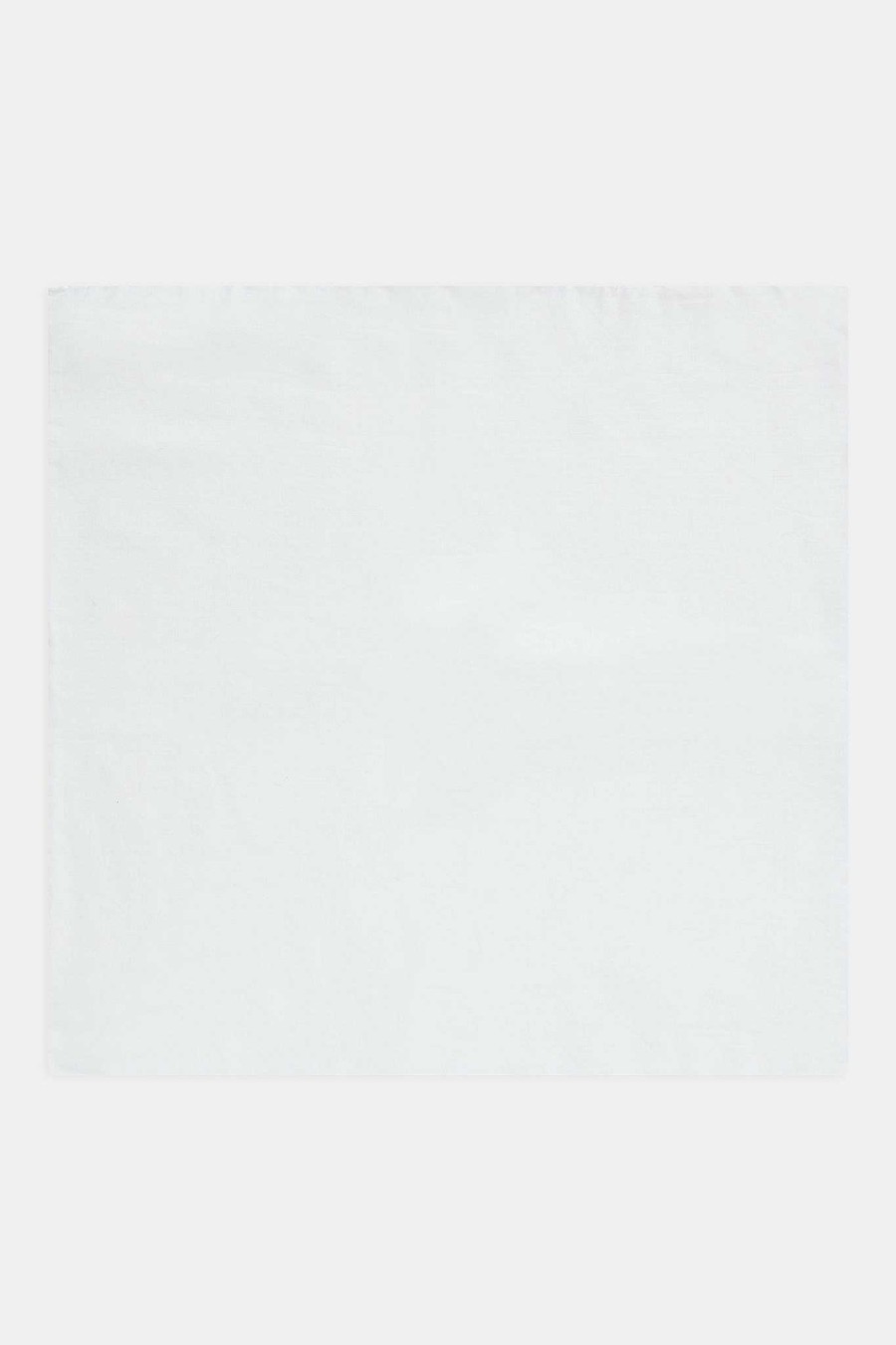 Klader Oscar Jacobson | White Cotton Handkerchief