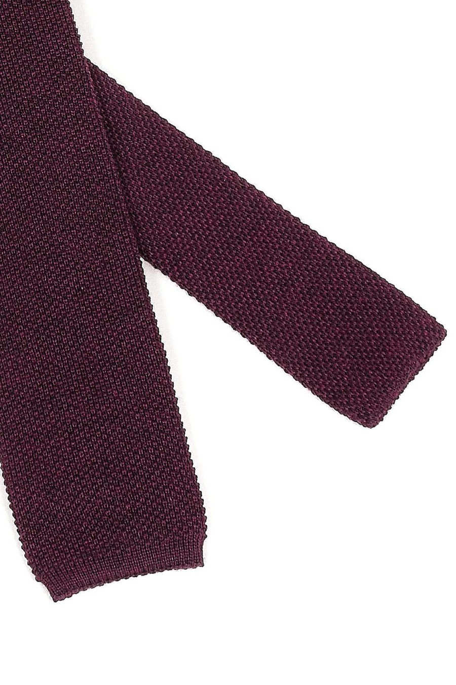 Klader Oscar Jacobson | Tie Knitted